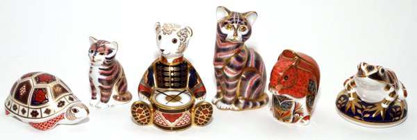 ROYAL CROWN DERBY PORCELAIN ANIMAL PAPERWEIGHTS (1 of 2)