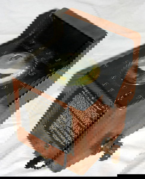 JOHN HAND & SON COPPER & BRASS SHIP'S COMPASS: JOHN E. HAND & SON COPPER & BRASS SHIP'S COMPASS W/HINGED LID, C 1940, H 7", W 7", L 7":inscribed, US Maritime Comm. Model #LMC-10-D