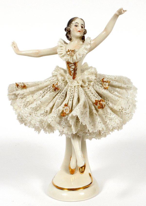 GERMAN PORCELAIN BALLERINA (1 of 2)