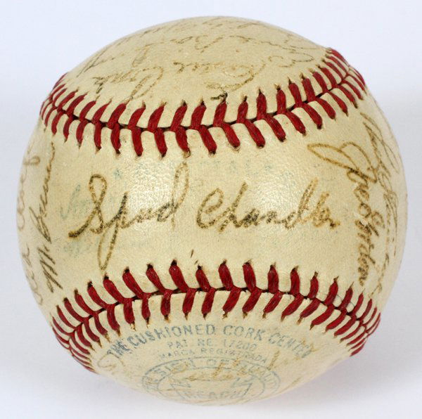 1942 NEW YORK YANKEES TEAM SIGNED BASEBALL (1 of 6)