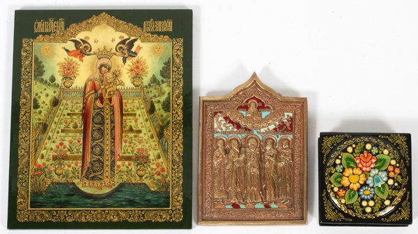 RUSSIAN HAND PAINTED LACQUER BOX, PLAQUE (1 of 2)