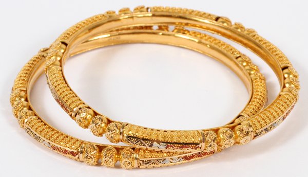22KT YELLOW GOLD BANGLE BRACELETS PAIR (1 of 1)