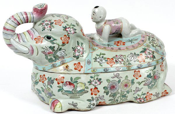 CHINESE PORCELAIN ELEPHANT FIGURAL TUREEN (1 of 2)