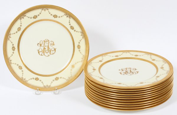 LENOX PORCELAIN PLATES, TWELVE (1 of 2)