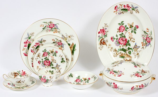 WEDGWOOD 'CHARNWOOD' DINNER SET 44 PIECES (1 of 3)