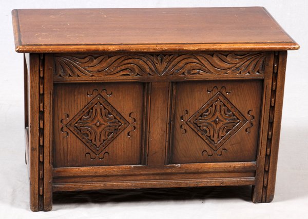 OAK HINGED CHEST C. 1900 (1 of 2)
