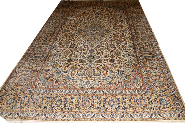 SIGNED KERMAN ORIENTAL PERSIAN RUG (1 of 3)