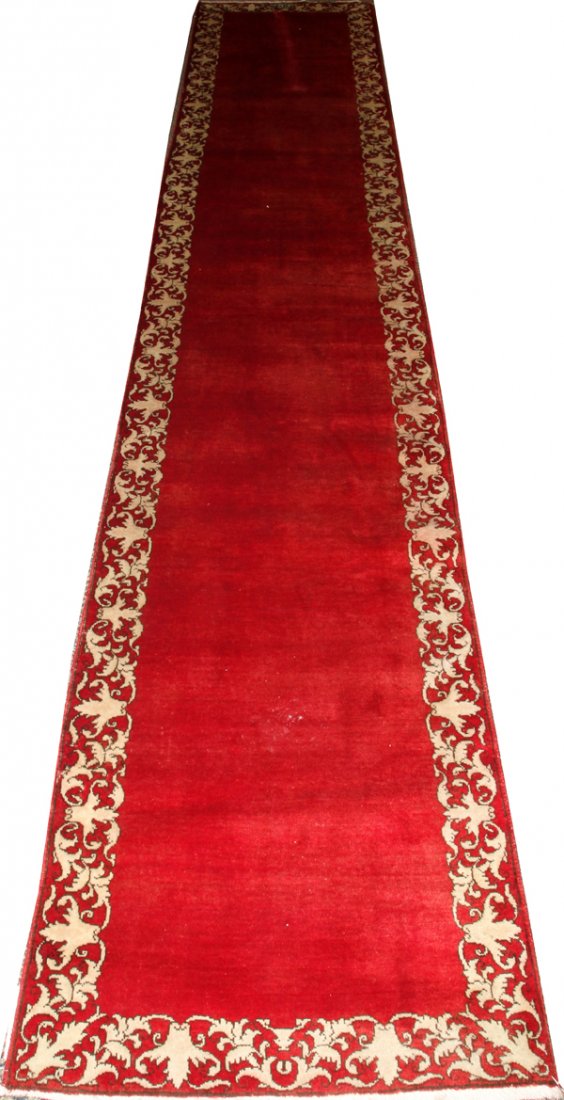 PERSIAN TABRIZ WOOL RUNNER (1 of 2)