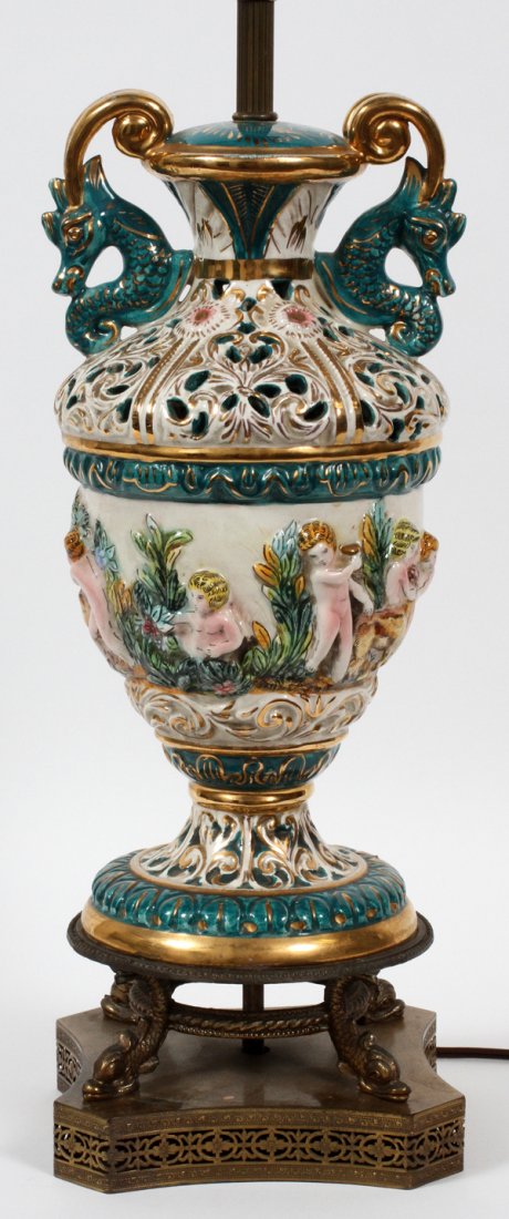 CAPODIMONTE ITALIAN POTTERY LAMP (1 of 1)