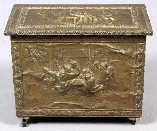 DUTCH BRASS WOOD BOX (1 of 2)