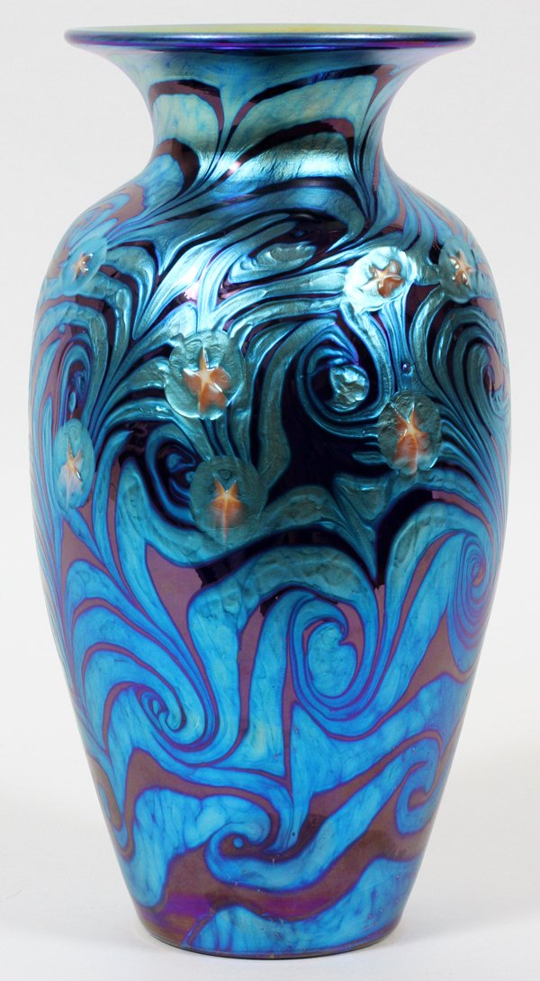 LUNDBERG STUDIOS 'STARRY NIGHT' IRIDESCENT VASE (1 of 4)