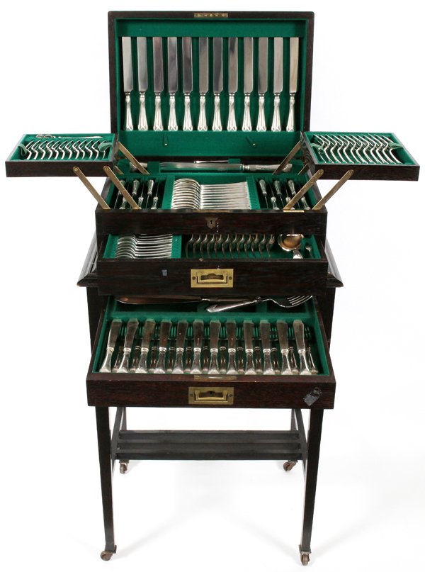 MAPPIN & WEBB SILVERPLATE FLATWARE SET 118 PIECES (1 of 8)