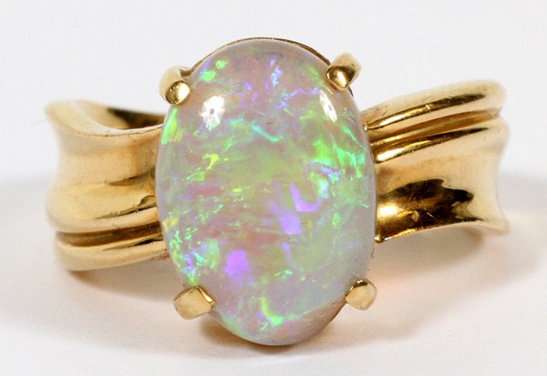 18 KT YELLOW GOLD & 5.65 CT. OPAL RING, SIZE 9 (1 of 3)