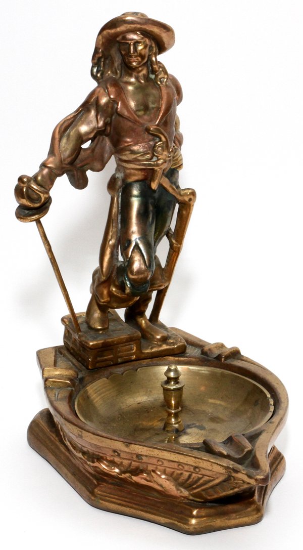 PATINATED METAL FIGURAL ASHTRAY C. 1920 (1 of 2)
