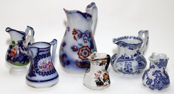 IRONSTONE FLOW BLUE & MASON'S PITCHERS 6 PCS. (1 of 2)