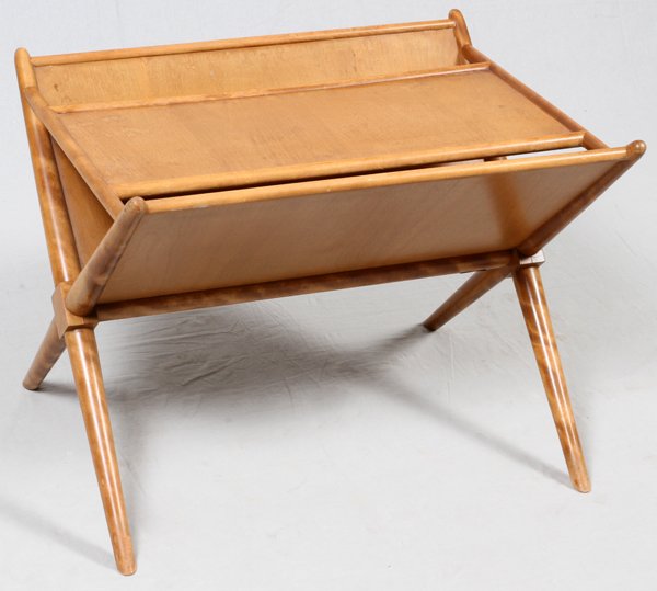 T.H. ROBSJOHN-GIDDINGS MAGAZINE TABLE: T.H. ROBSJOHN-GIDDINGS MAGAZINE TABLE, H 20.5", L 29", D 22.5":A T. H. Robsjohn-Giddings for John Widdicomb magazine table. For a high resolution photo CLICK HERE<