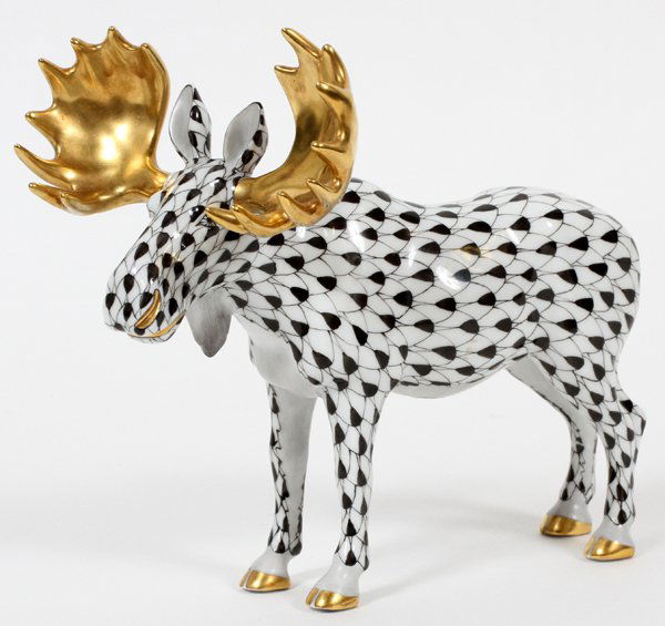 HEREND PORCELAIN MOOSE (1 of 2)