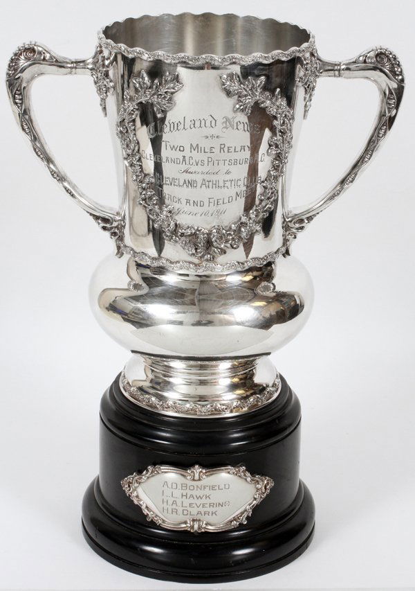 SILVER PLATE CLEVELAND ATHLETIC CLUB TROPHY 1911 (1 of 3)