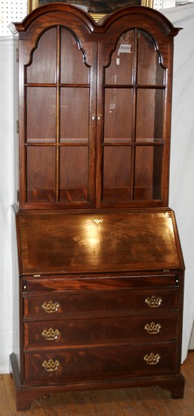 021010 Hickory Chair Mahogany Secretary Desk H 81 Feb 11