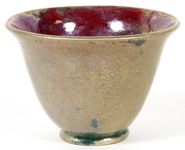 PEWABIC POTTERY GREEN & OXBLOOD VASE: PEWABIC POTTERY GREEN & OXBLOOD VASE, H 3 3/4", DIA 5 1/2":Having a mottled oxblood well with a green exterior. Impressed Pewabic Detroit mark. For a high resolution photo