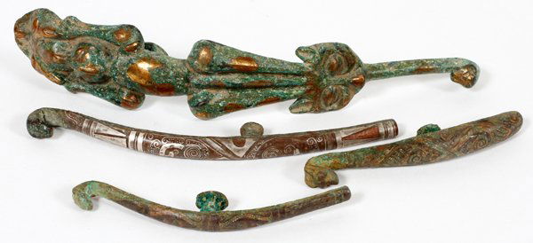 CHINESE ANTIQUE BRONZE BUCKLES FOUR PIECES (1 of 2)