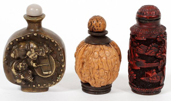 CHINESE SNUFF BOTTLES THREE (1 of 2)