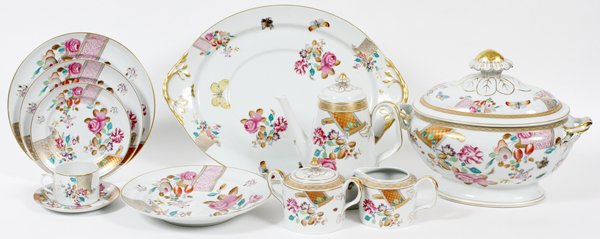 MOTTAHEDEH LOWESTOFT ROSE PORCELAIN DINNER SERVICE (1 of 3)
