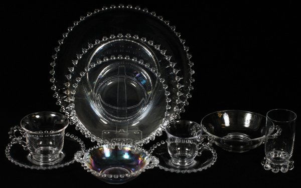 CANDLEWICK GLASS DINNER SERVICE 72 PIECES (1 of 2)