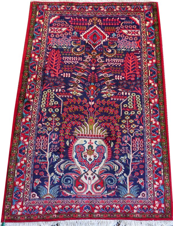 SAROUK PERSIAN RUG (1 of 3)