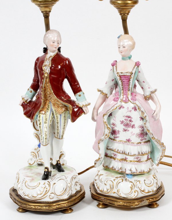 CERAMIC FIGURAL LAMPS PAIR (1 of 3)