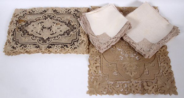 LINEN CUTWORK RUNNER PLACEMAT & NAPKINS 37 PIECES (1 of 1)