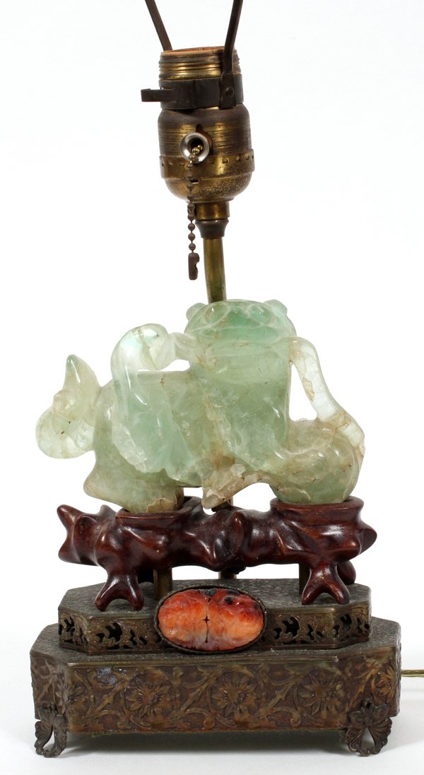 CHINESE QUARTZ FOO DOG MOUNTED AS A TABLE LAMP (1 of 3)