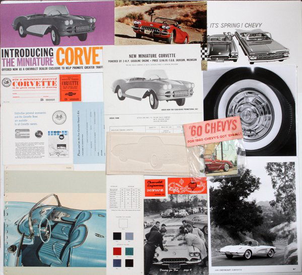CORVETTE PHOTOS BROCHURES & ADVERTISING PICTURES (1 of 1)
