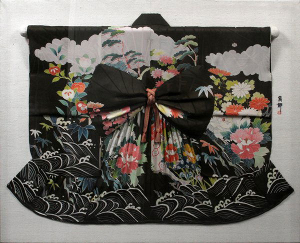 JAPANESE SILK KIMONO (1 of 4)