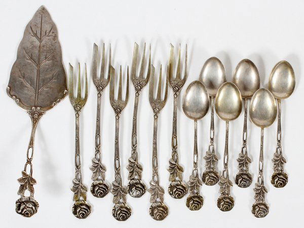 WMF .800 SILVER DEMITASSE SPOONS FORKS & PIE SERVER (1 of 2)