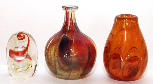 KARNIG DABANIAN STUDIO GLASS VASES & PAPERWEIGHT (1 of 3)