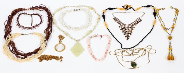 COSTUME JEWELRY COLLECTION TWELVE (1 of 1)