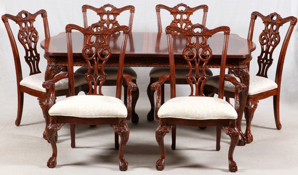 CHIPPENDALE STYLE CARVED MAHOGANY TABLE AND CHAIRS (1 of 6)