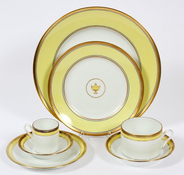 GINORI 'IMPERO YELLOW' DINNER SET, 74 PIECES (1 of 2)