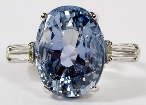 OVAL 10.31 CT NATURAL SAPPHIRE RING (1 of 3)