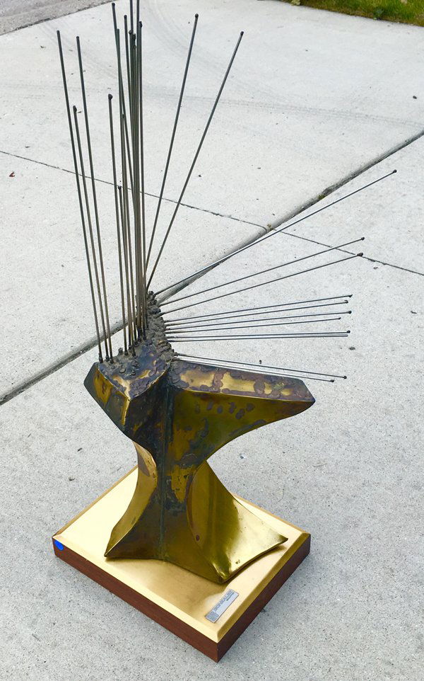PAUL GONZALEZ BRASS SCULPTURE (1 of 1)