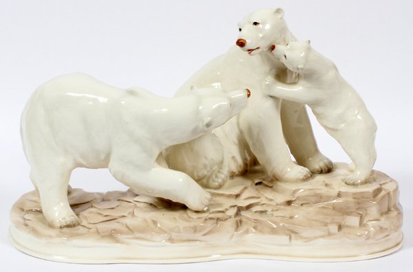 ITALIAN MAJOLICA PORCELAIN POLAR BEARS: ITALIAN MAJOLICA PORCELAIN POLAR BEARS, H 12", W 18":Polar bears with infant.