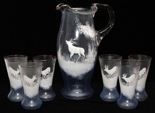 MARY GREGORY ANTIQUE GLASS PITCHER & 6 TUMBLERS (1 of 2)