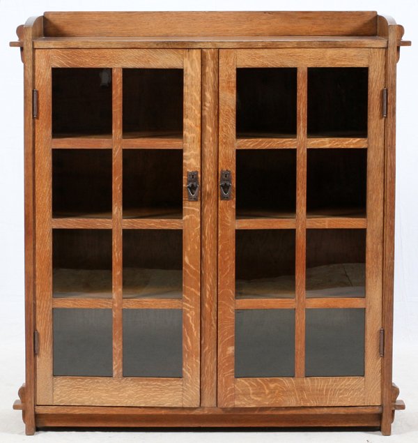 GUSTAV STICKLEY OAK CABINET C.1905 (1 of 7)
