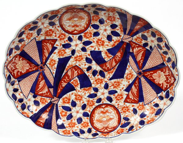 JAPANESE IMARI PORCELAIN CHARGER 19TH.C. (1 of 2)