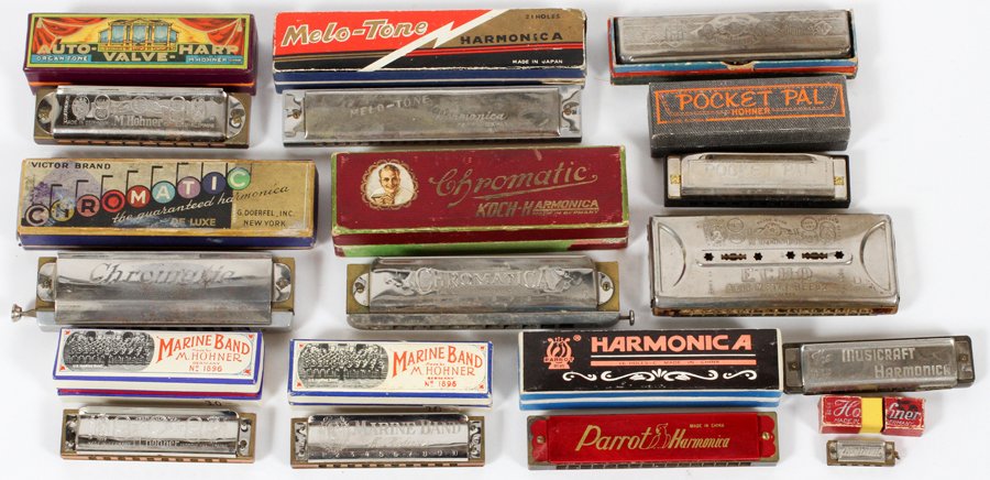 HARMONICA COLLECTION ORIGINAL BOXES EIGHT: HARMONICA COLLECTION ORIGINAL BOXES, EIGHT W 7" TO 1 1/2" D .:{A.} Rare 'ECHO' Bell metal reeds by 'M. Hohner' Hall marked, {no box}, 5" W x 2"D,(1). {B.} Scarce 'ECHO' MADE BY M. Hohner, Germany, 5" 