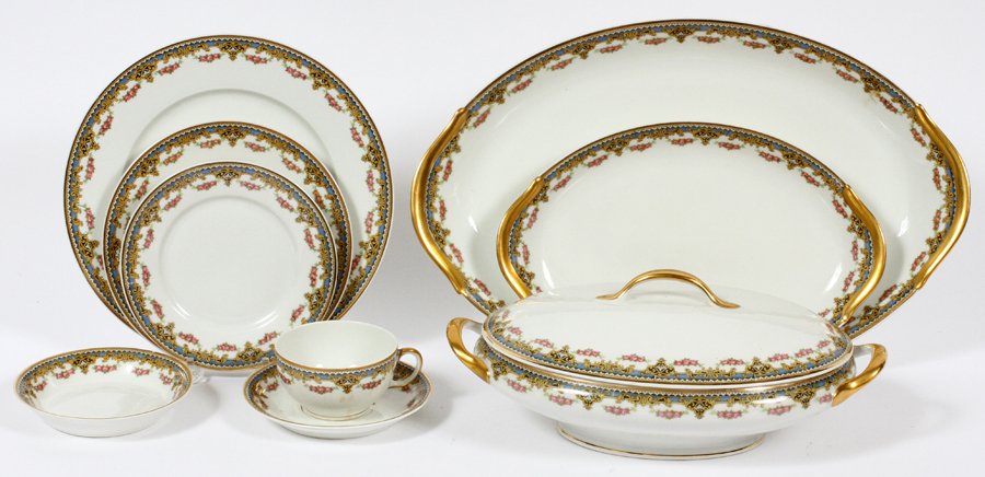 UNION CERAMIQUE FRENCH PORCELAIN DINNERWARE (1 of 3)