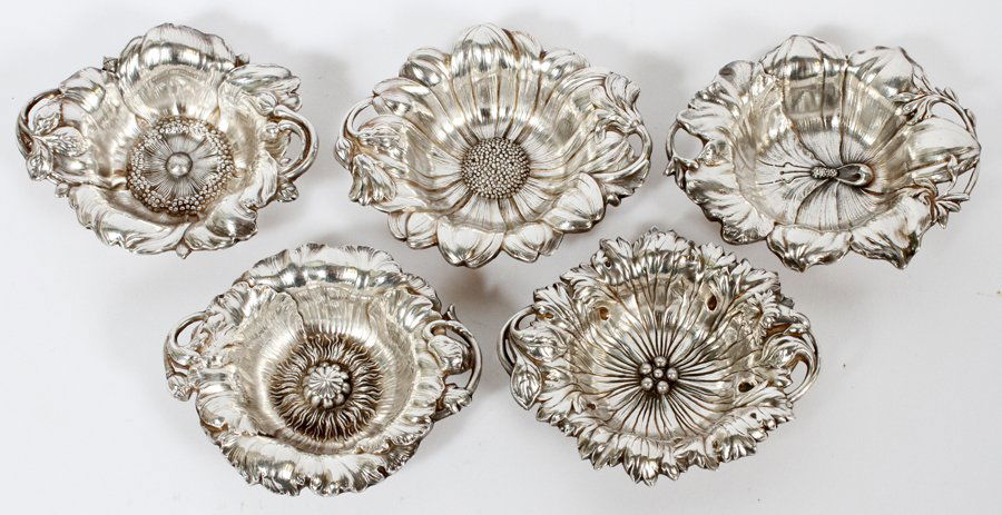 STERLING SILVER NUT DISHES FIVE (1 of 3)