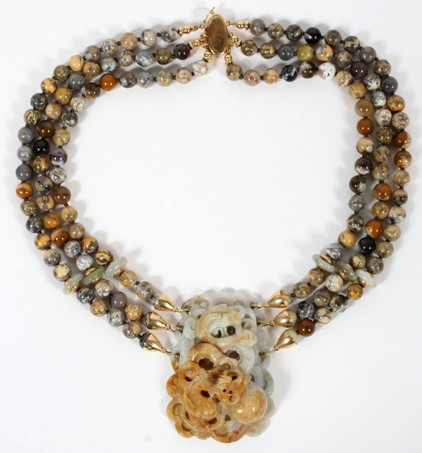 SOAPSTONE JADE MULTICOLORED BEADED NECKLACE (1 of 2)