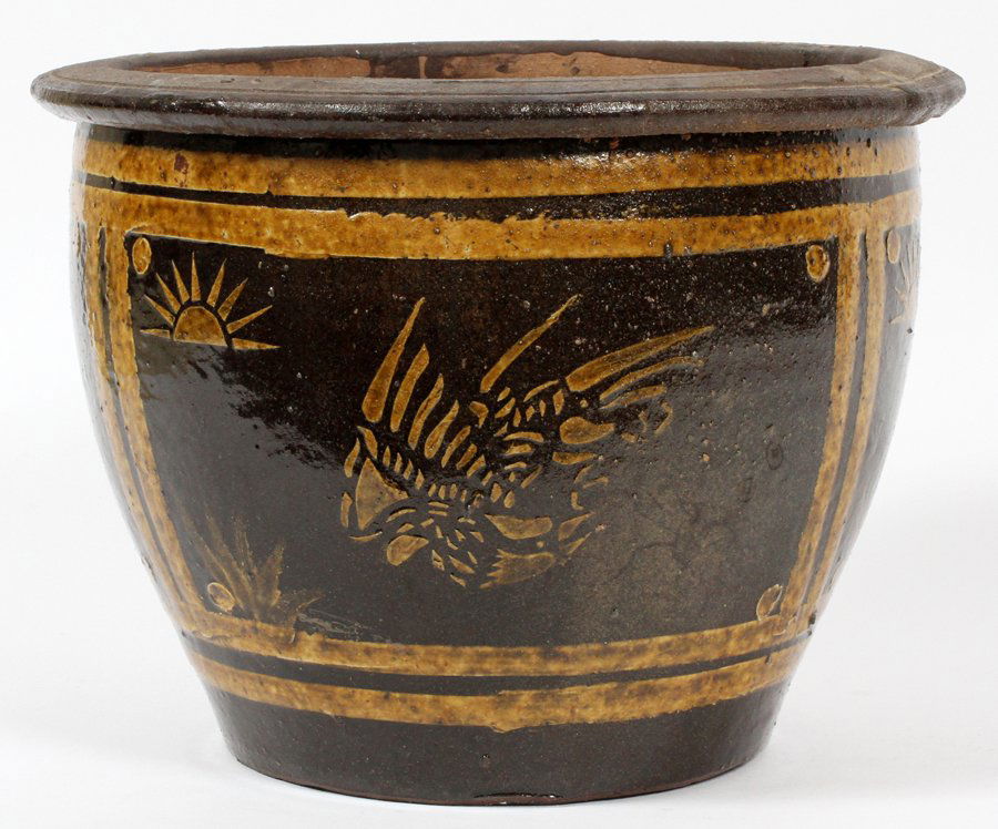 CLAY POTTERY PLANTER (1 of 2)